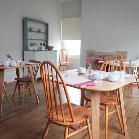 Bed and Breakfast Number 6 à Whitby Extérieur photo